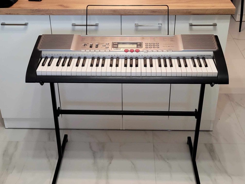 Casio LK-230 keyboard + stelaż