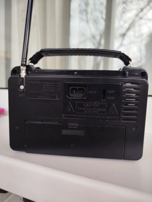 Радіоприймач новий