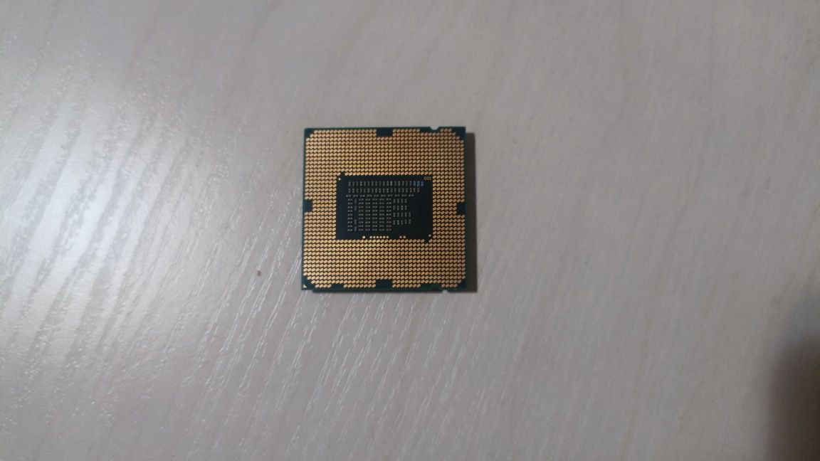 Процесор Intel core i3 2100