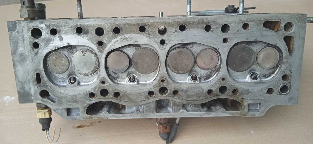 ГБЦ головка блока циліндрів Рено Лагуна 1 Меган 1 Сценік 1  1,8/2,0