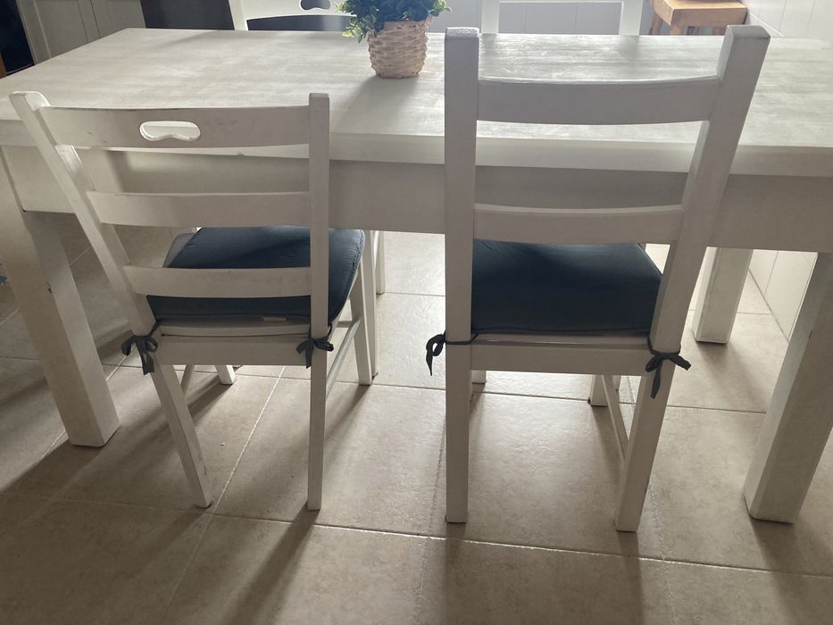 Mesa de madeira rústica