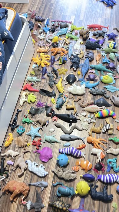 Игрушки морские животные и прочие