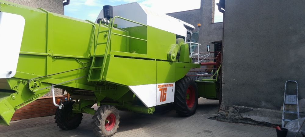 Claas dominator 76
