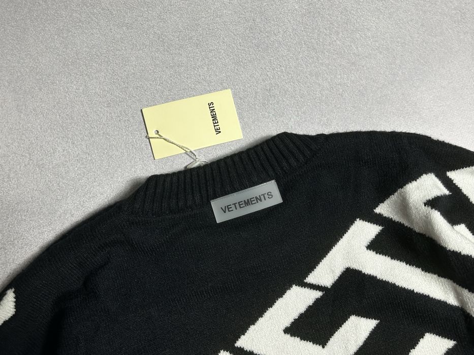 Светр Vetements Oversized Logo-Jacquard Merino Wool Sweater - Black