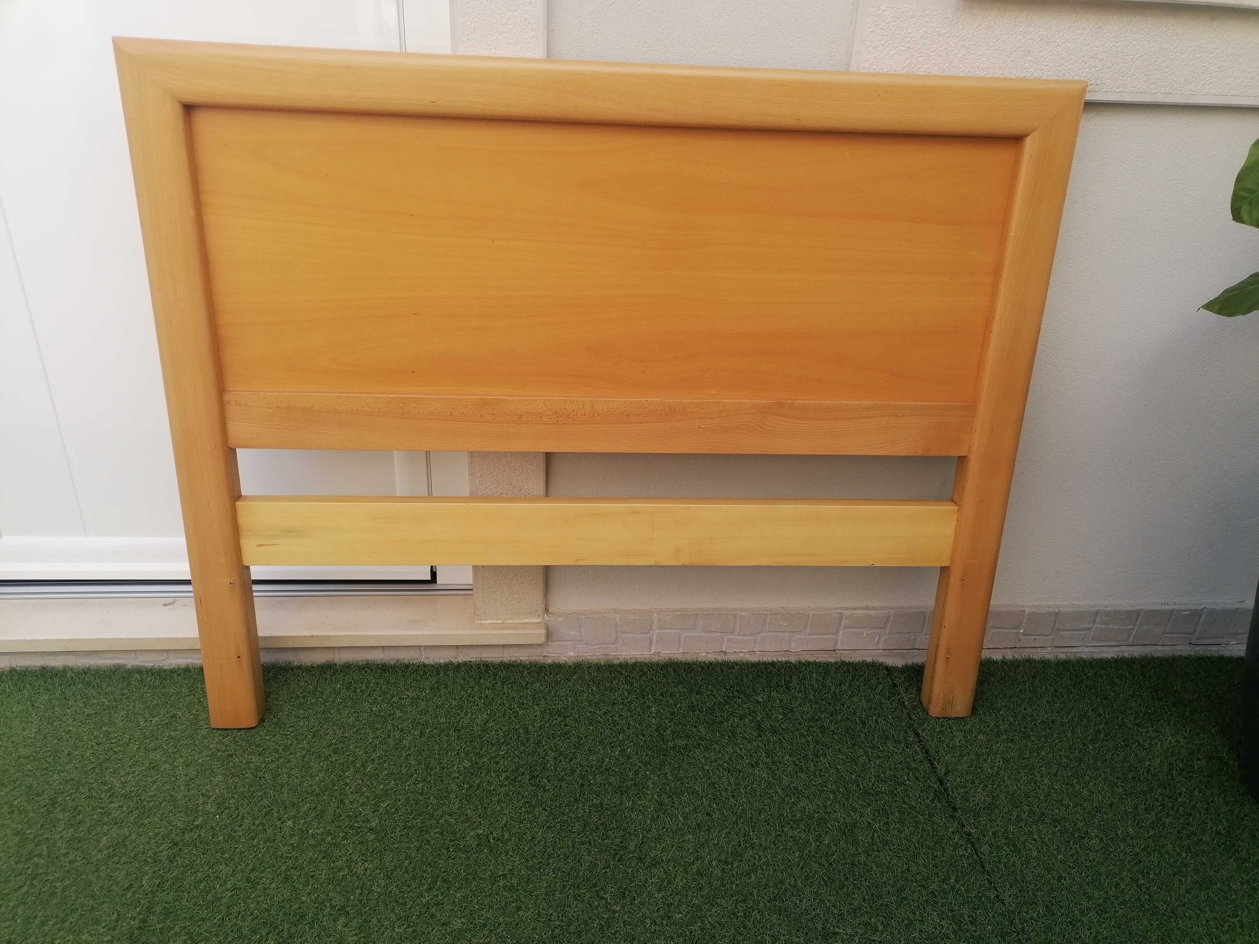 Cabeceira de cama  em faia 1.20cm