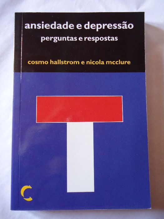 Vários livros da Editora Climepsi e um de Fernando Pessoa