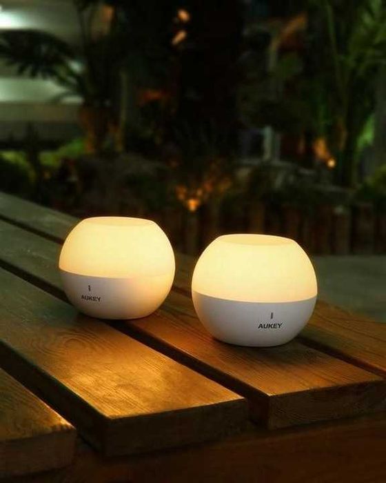 Bezprzewodowa lampka/ światełko/ dotykowa/ LED/ USB/AUKEY !7202-B!