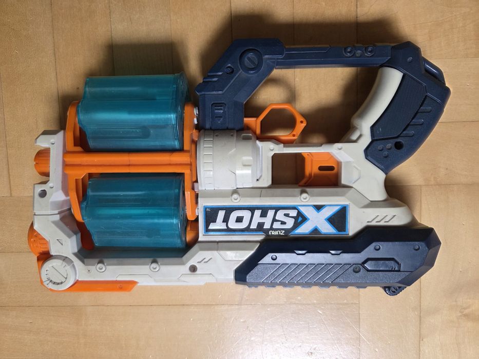 Pistolet X-SHOT firmy ZURU