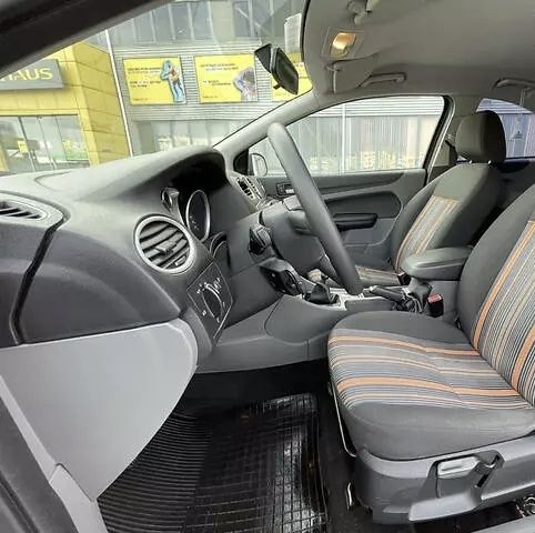 Продам Ford Focus MK2 3D