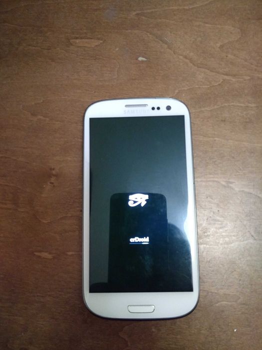 Samsung Galaxy S3 Андроиде9, Motorola MOTO G5 Plus, IPhone5S 2 шт