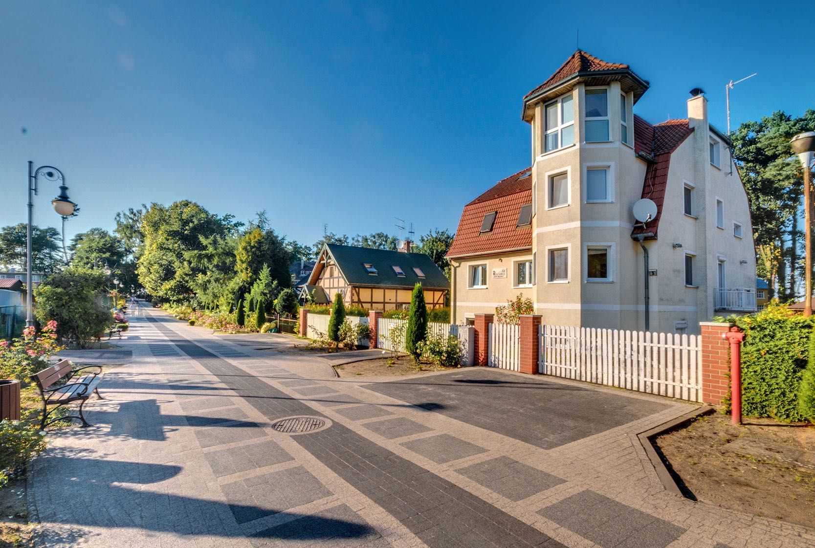 Różanka - pokoje gościnne - Rewal 100m do plaży - noclegi morze Bałtyk