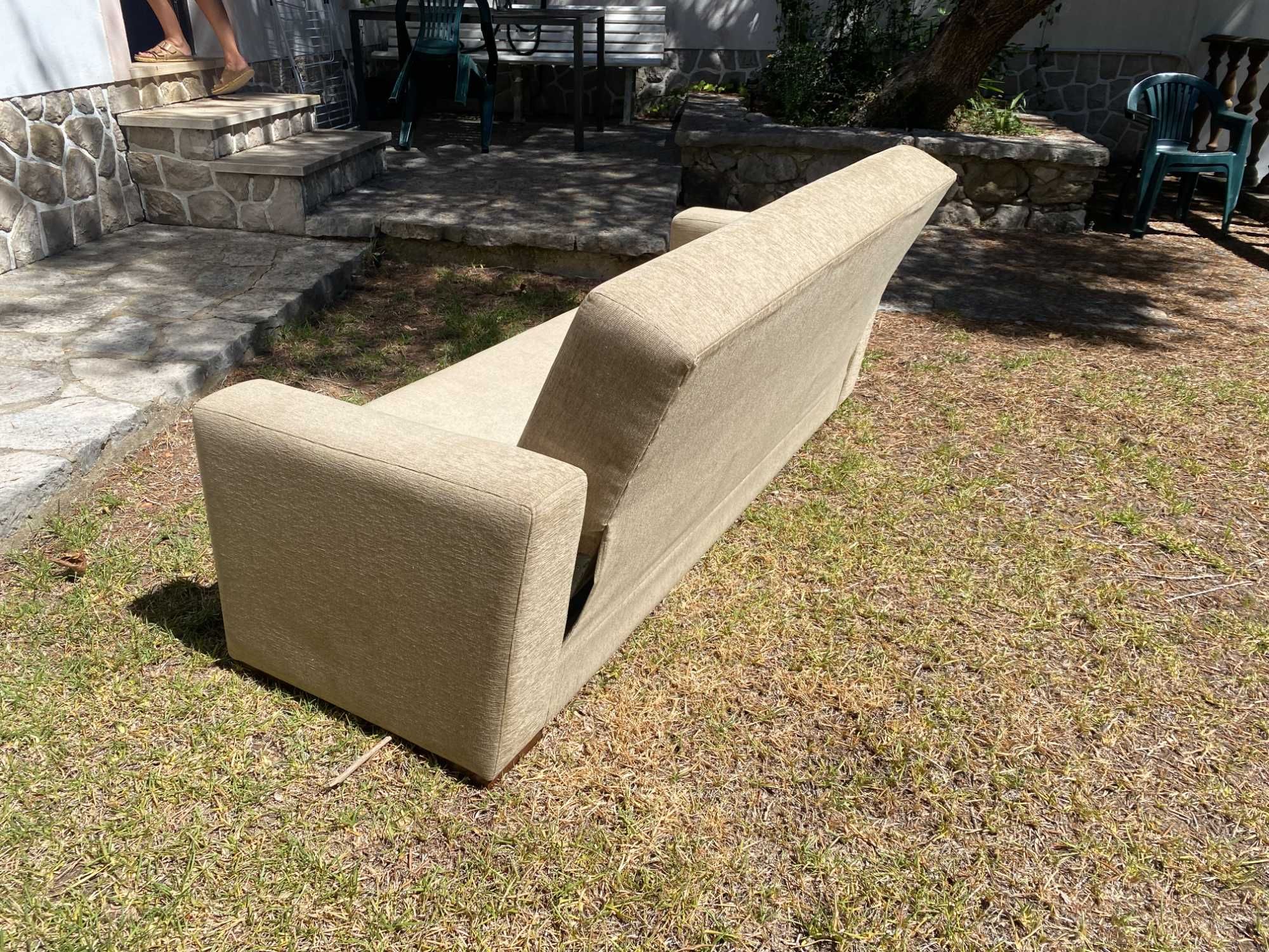 Sofa cama 3 lugares cor creme