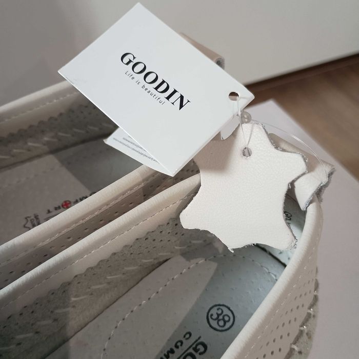 Półbuty damskie baleriny mokasyny skórzane Goodin złoto kremowe r 38