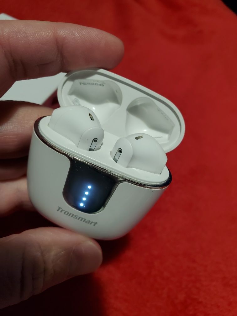 Безпровідні навушники вкладиші Tronsmart onyx ace pro.