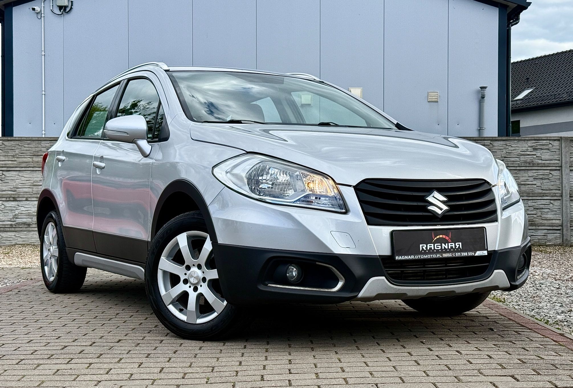 Suzuki SX4 S-Cross 1.6 Diesel BEZWYPADKOWY od 1 właśc KEY LESS GO grzane fotele alufelgi