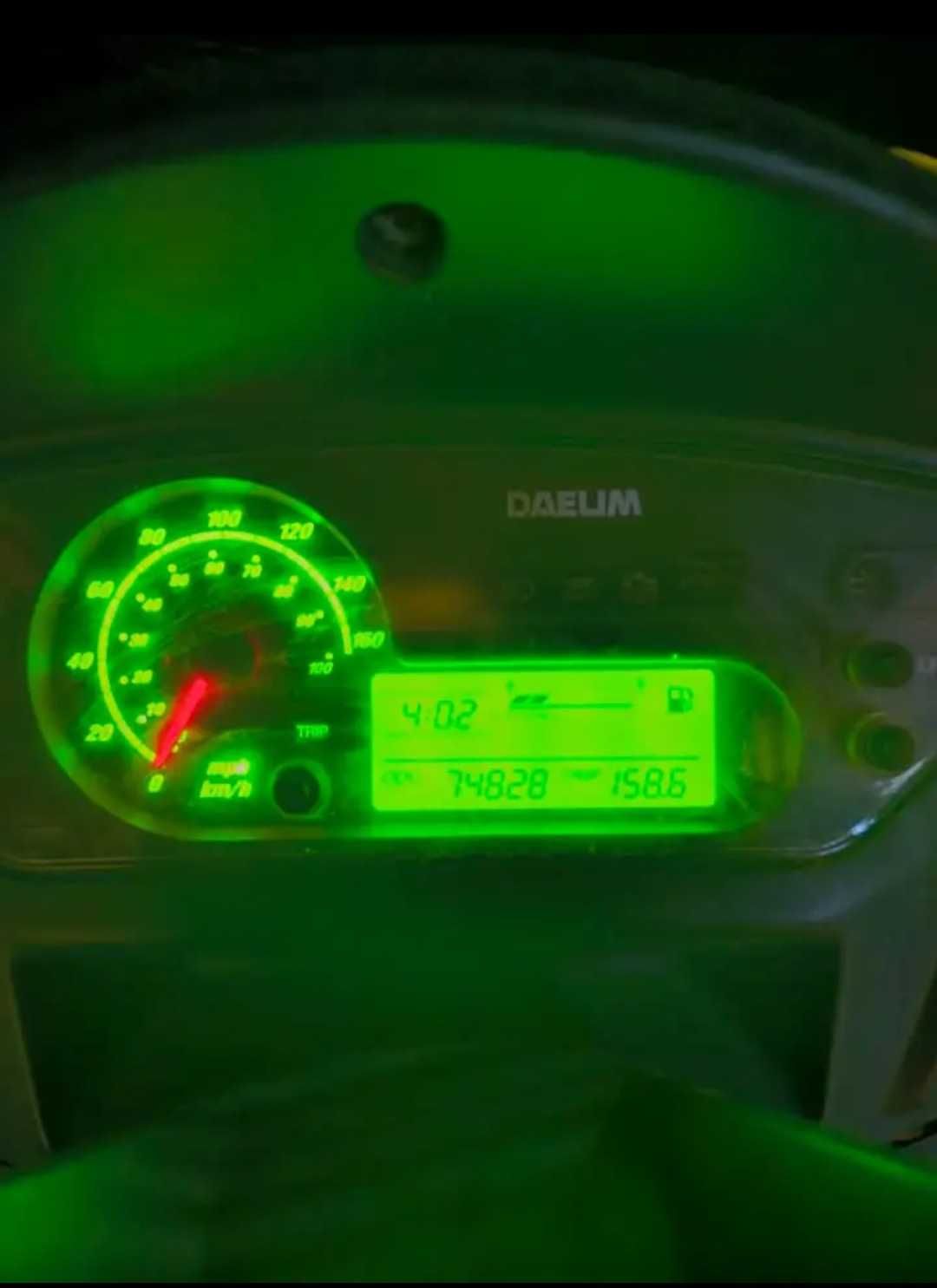 Vendo moto Daelim