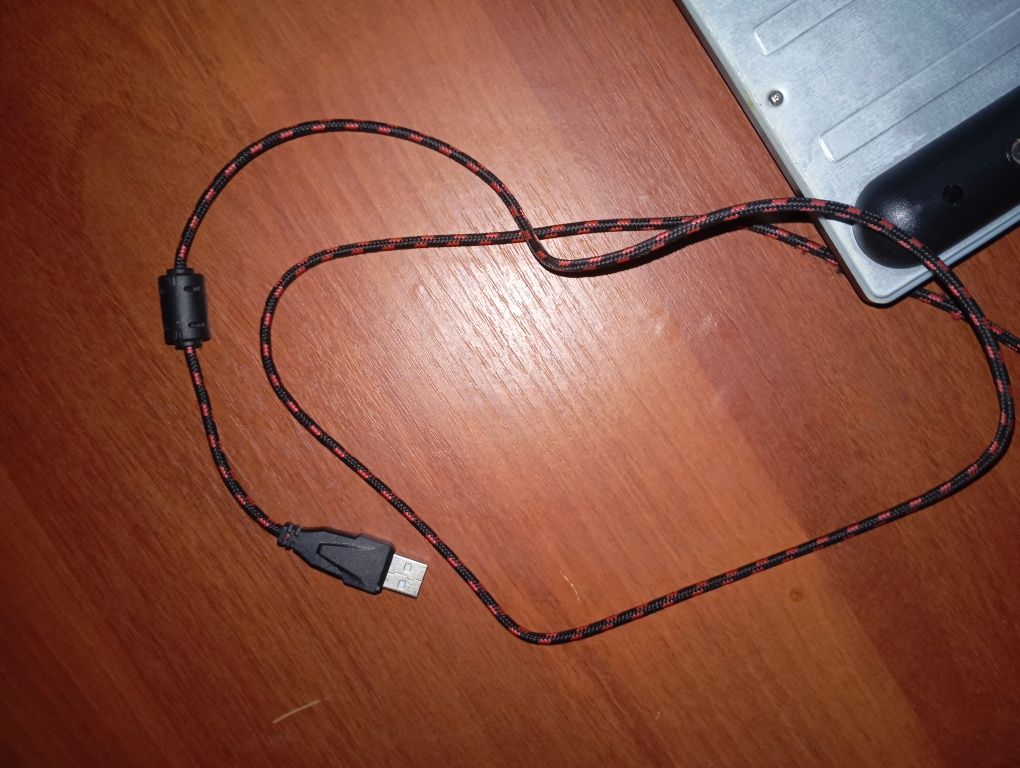 Продам игровую клавиатуру Real-el
