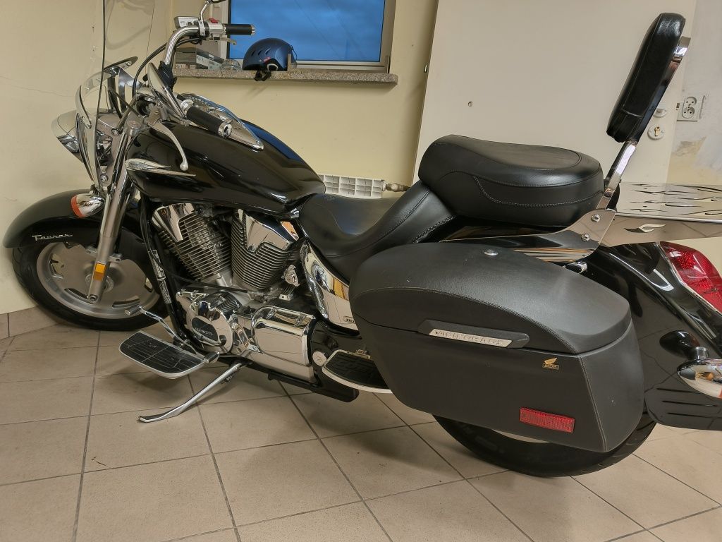 Honda vtx 1300 super stan