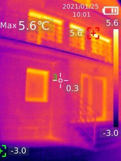 Badanie budynków i paneli fotowoltaicznych kamerą termowizyjną