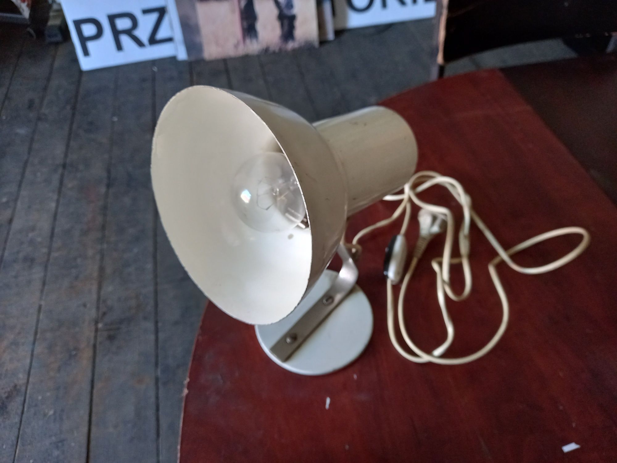 Lampka na biurko PRL