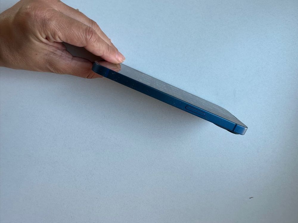 iPhone 13 128GB Azul - Bom estado