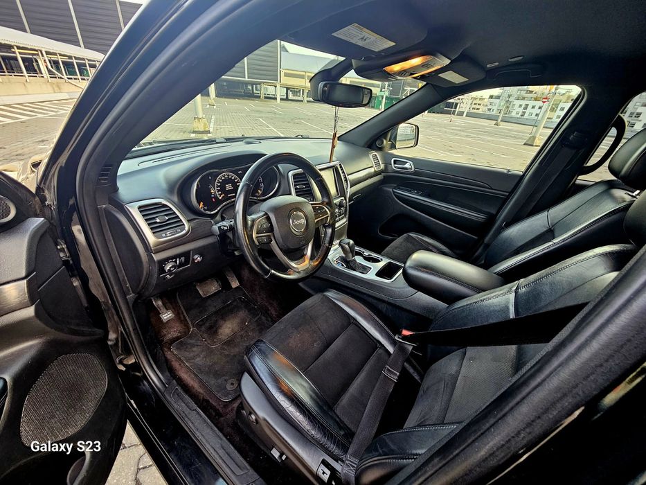 Jeep Grand Cherokee 3.6 V6 Laredo 4x4 – 2018 r. – Zadbany, prywatny,