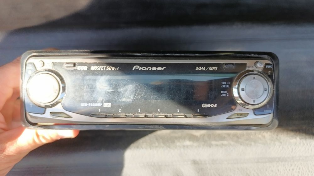 Продаю магнитолы pioneer, Sony