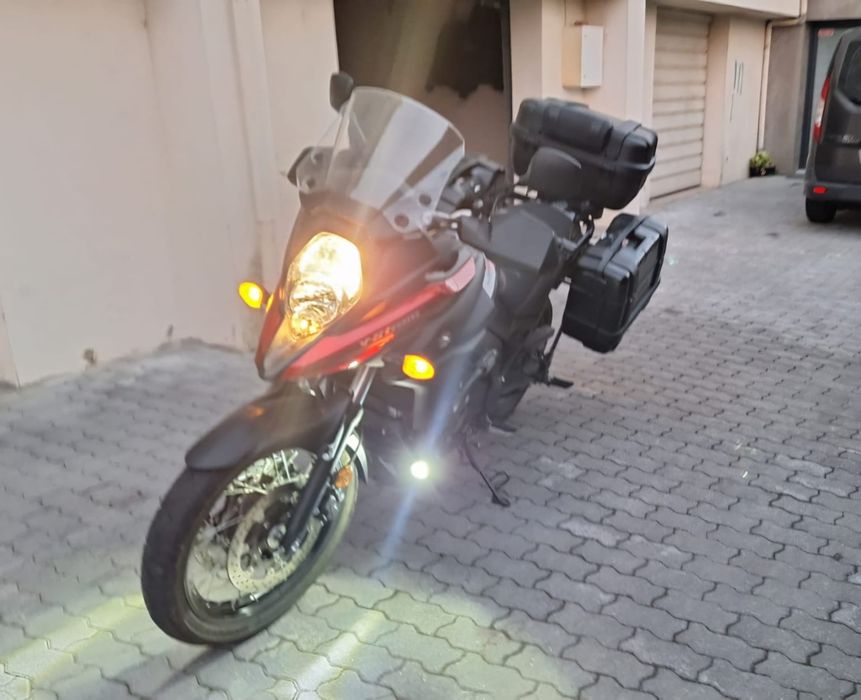 Suzuki V-STROM 650 Black Edition