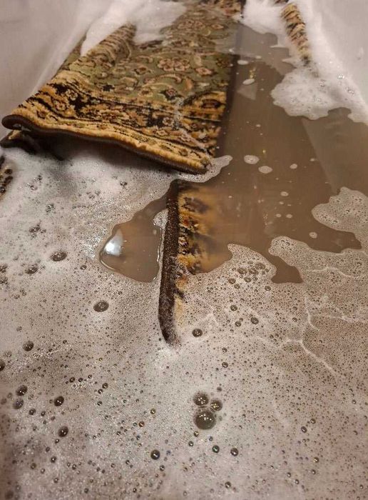 Pranie dywanu metoda na wskroś