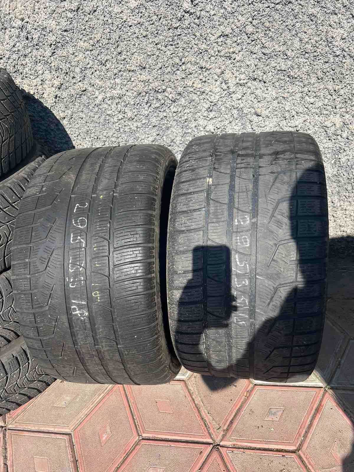 Продам пару шин PIRELLI 295.35.R18 зима