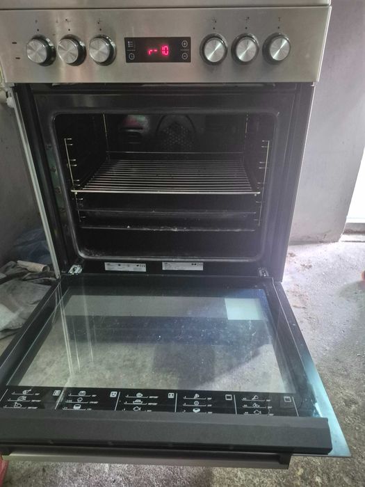 Fogão Beko  FSM 67320 GXS