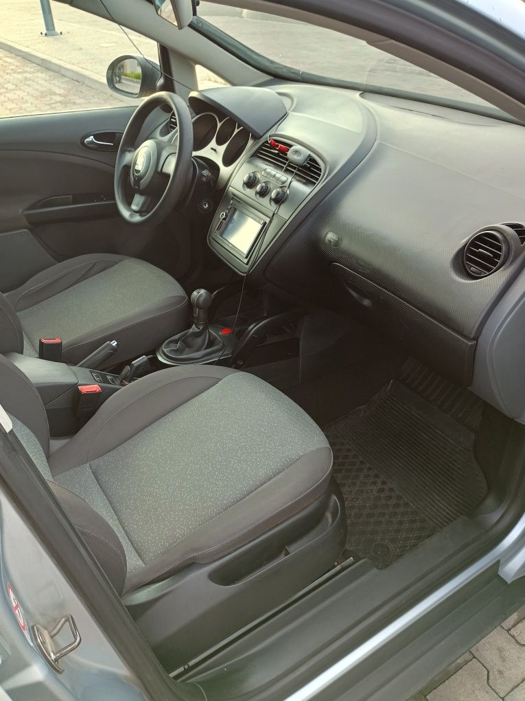 Sprzedam seat altea 1.9 rok 2005