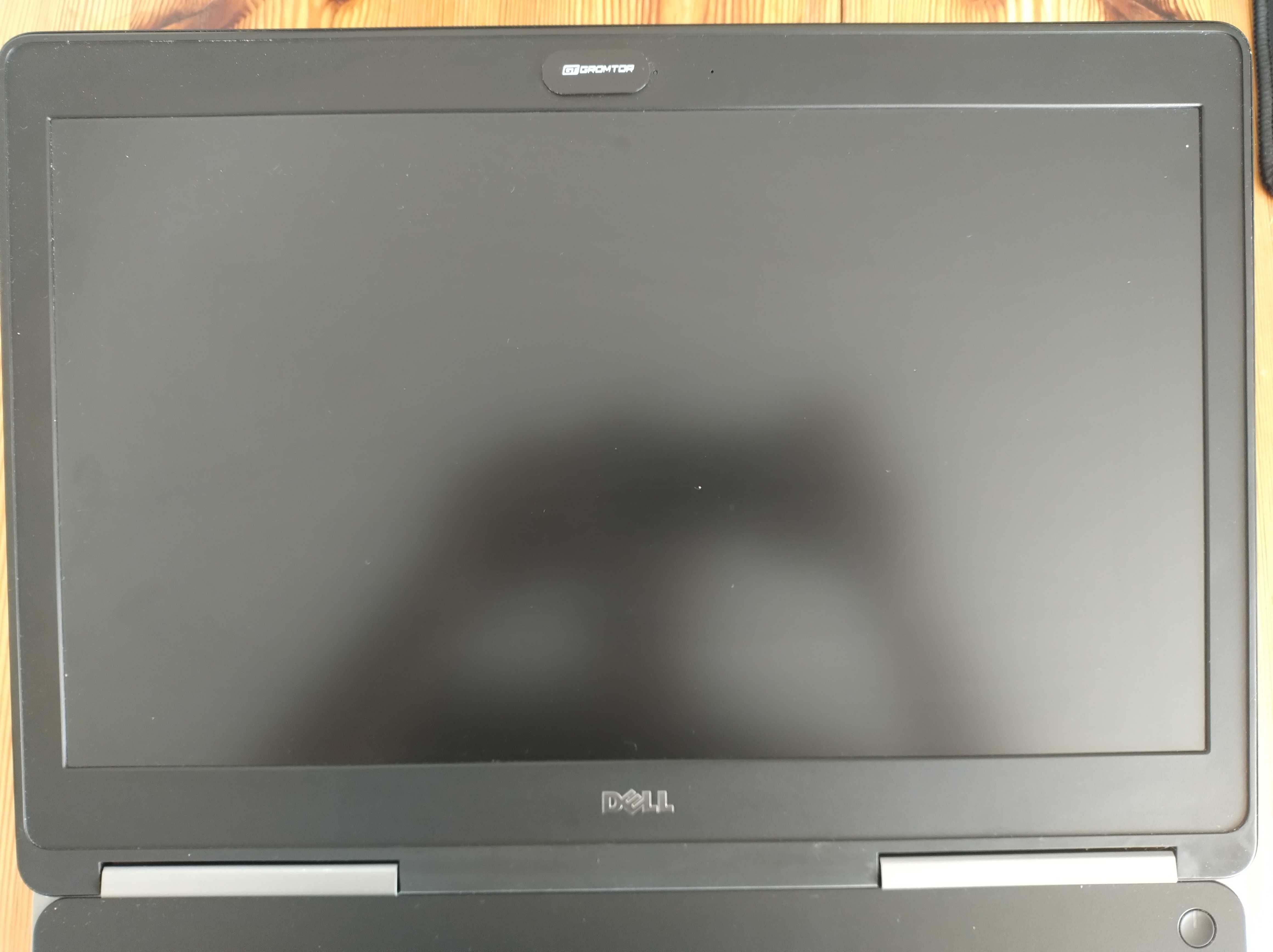 Laptop Dell Precision 7510 16 GB DDR4 I7 Nvidia M2000M SSD 238 GB