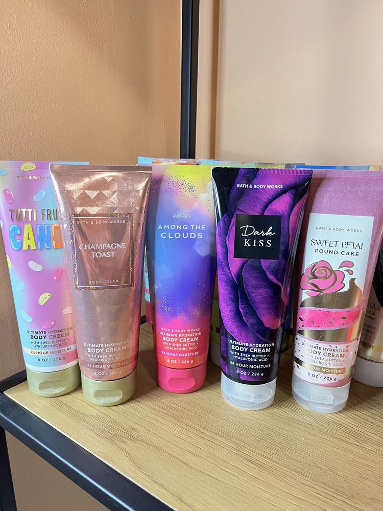 Крем для тіла Bath and body works в асортимені