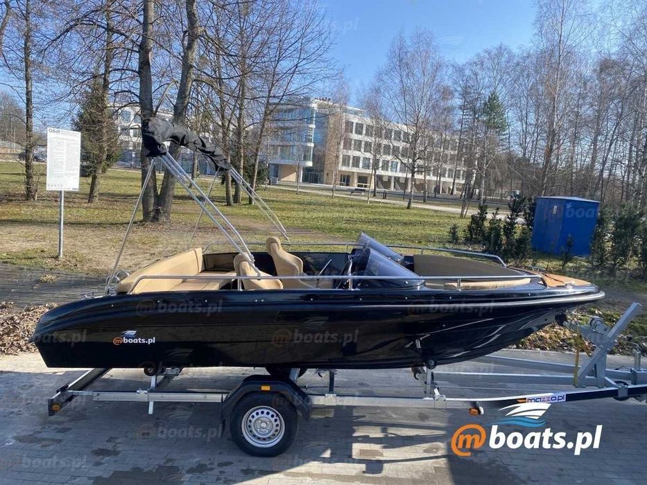 Łódź motorowa M500 dual black series z podwójną konsolą - mboats