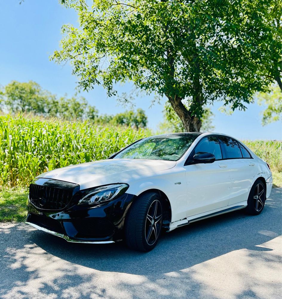 Mercedes-AMG C43 2017 rok