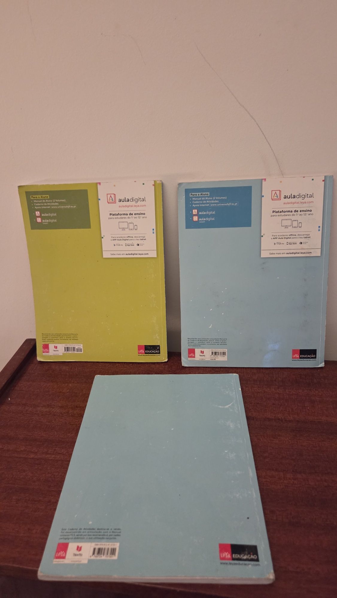 Livros  de Fisico-Quimica 9 ano