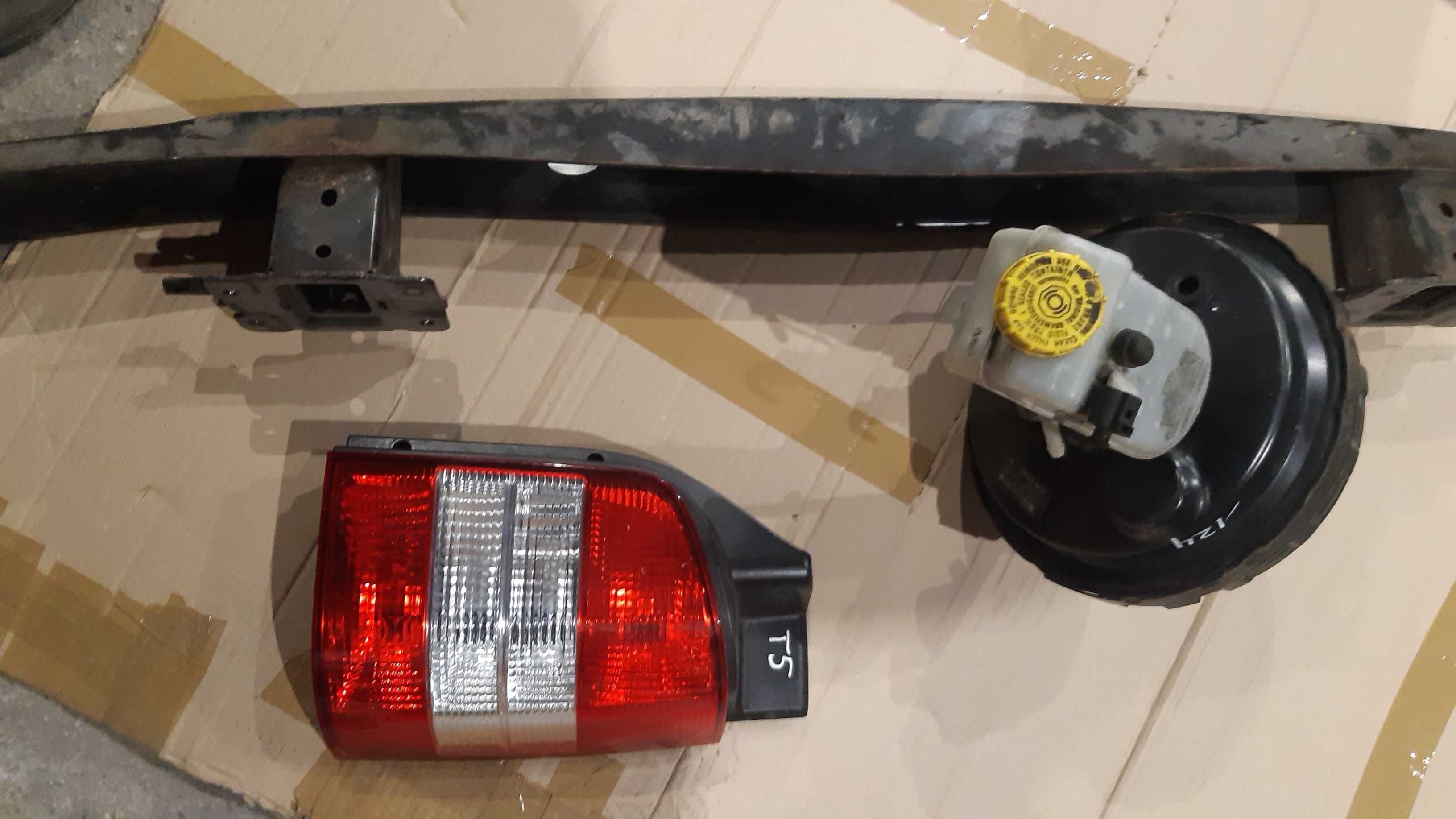 Pompa hamulcowa,serwo, lampa tył ,belka VW T5