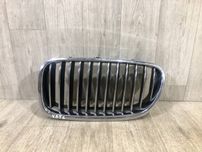 Решетка радиатора левая BMW 5 F10 F11 ( 2009-2013 г. ) Гриль Решітка