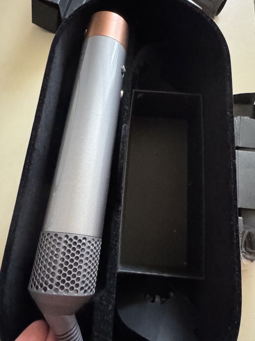 Dyson Airwrap multi-styler