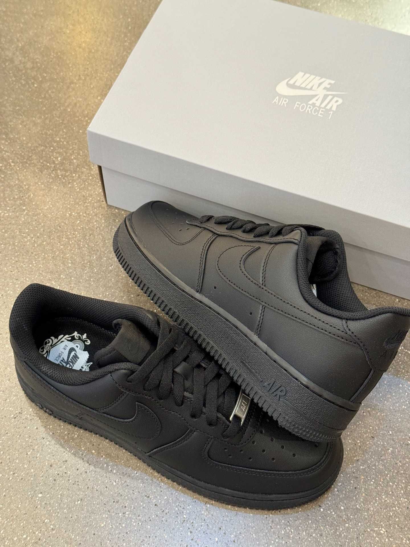 buty Espadryle NikeAirForce1 Black Espadryle R.44