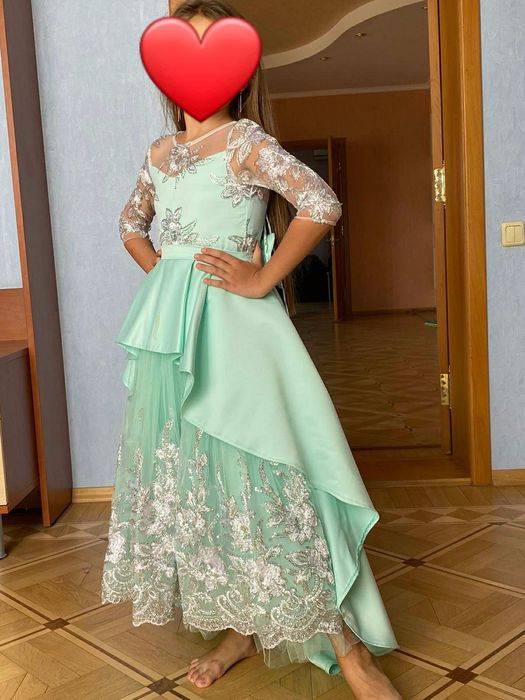 Нарядные платья для девочки