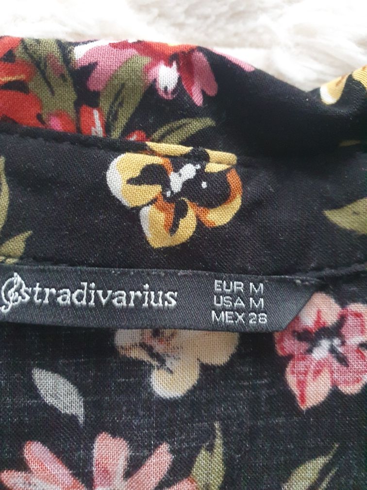 Sukienka koszulową Stradivarius roz.M