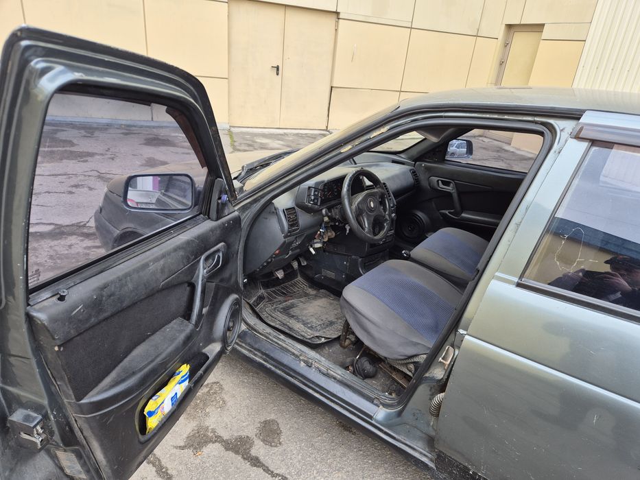 Лада 2112 на ходу