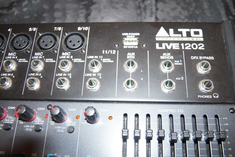 Mikser estradowy sceniczny Alto Professional Live 1202