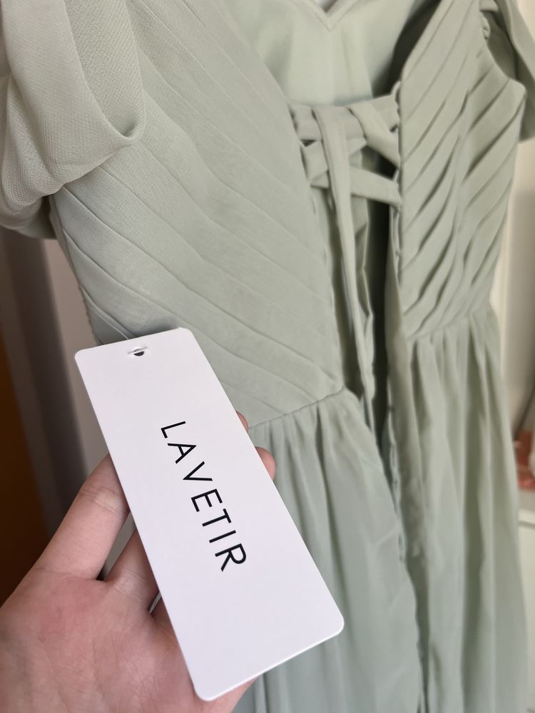 Vestido para casamento longo Lavetir verrde claro com Xaile incluído