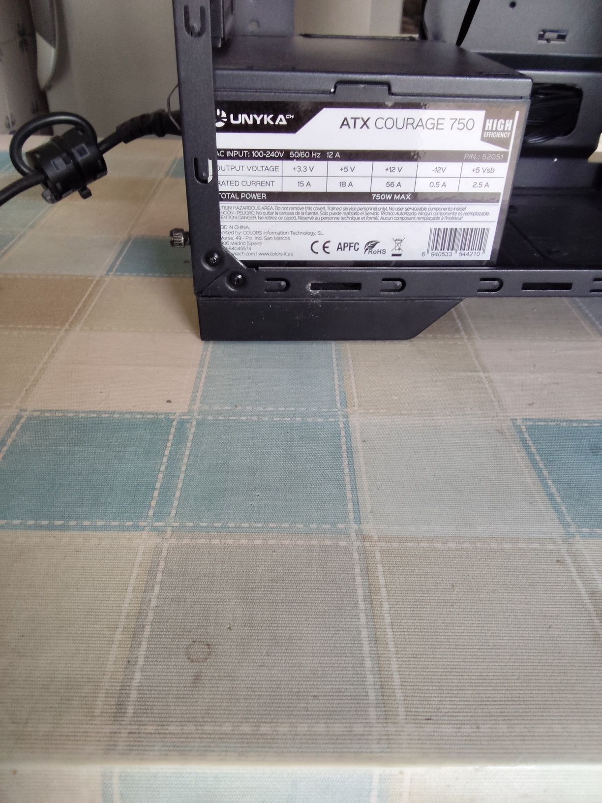 Vendo caixa ATX dark silent nova