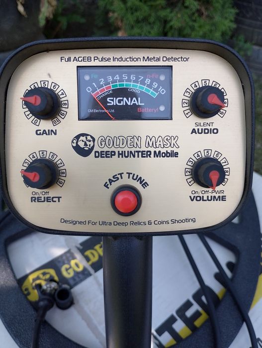 Метало шукач       deep hunter mobile