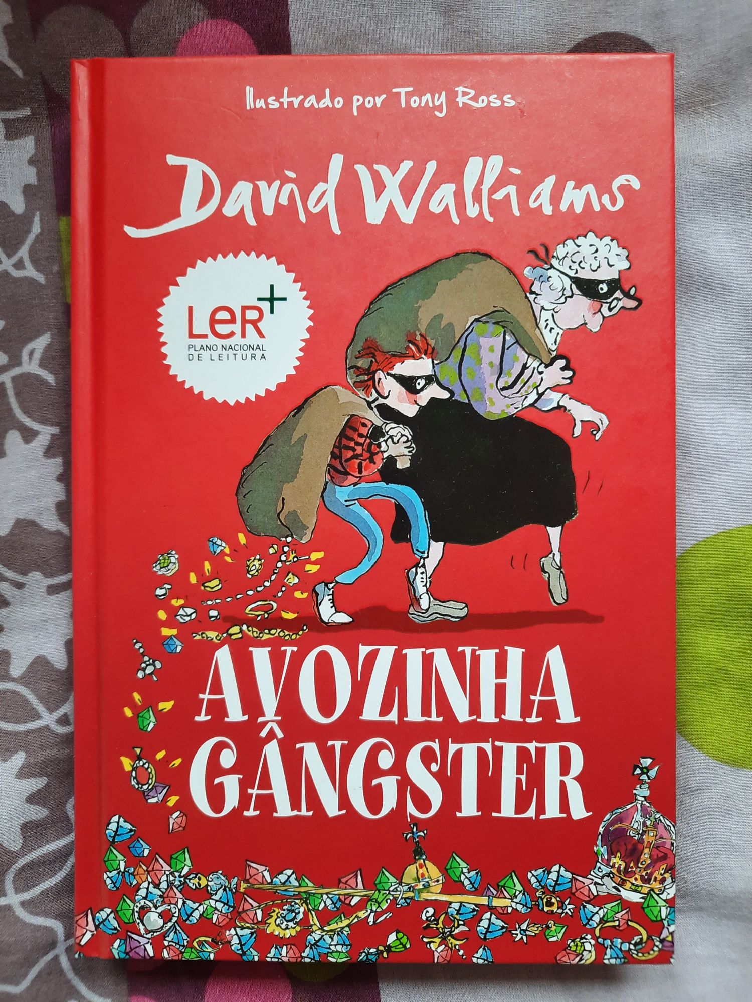 Livro Avozinha Gangster