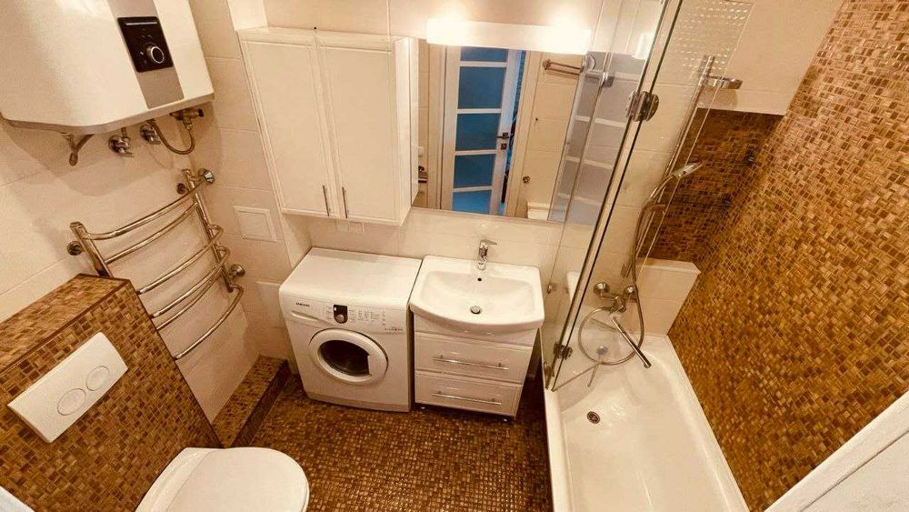 Продам однокімнатну квартиру в буд. 2013 року по вул. Зодчих 50Б